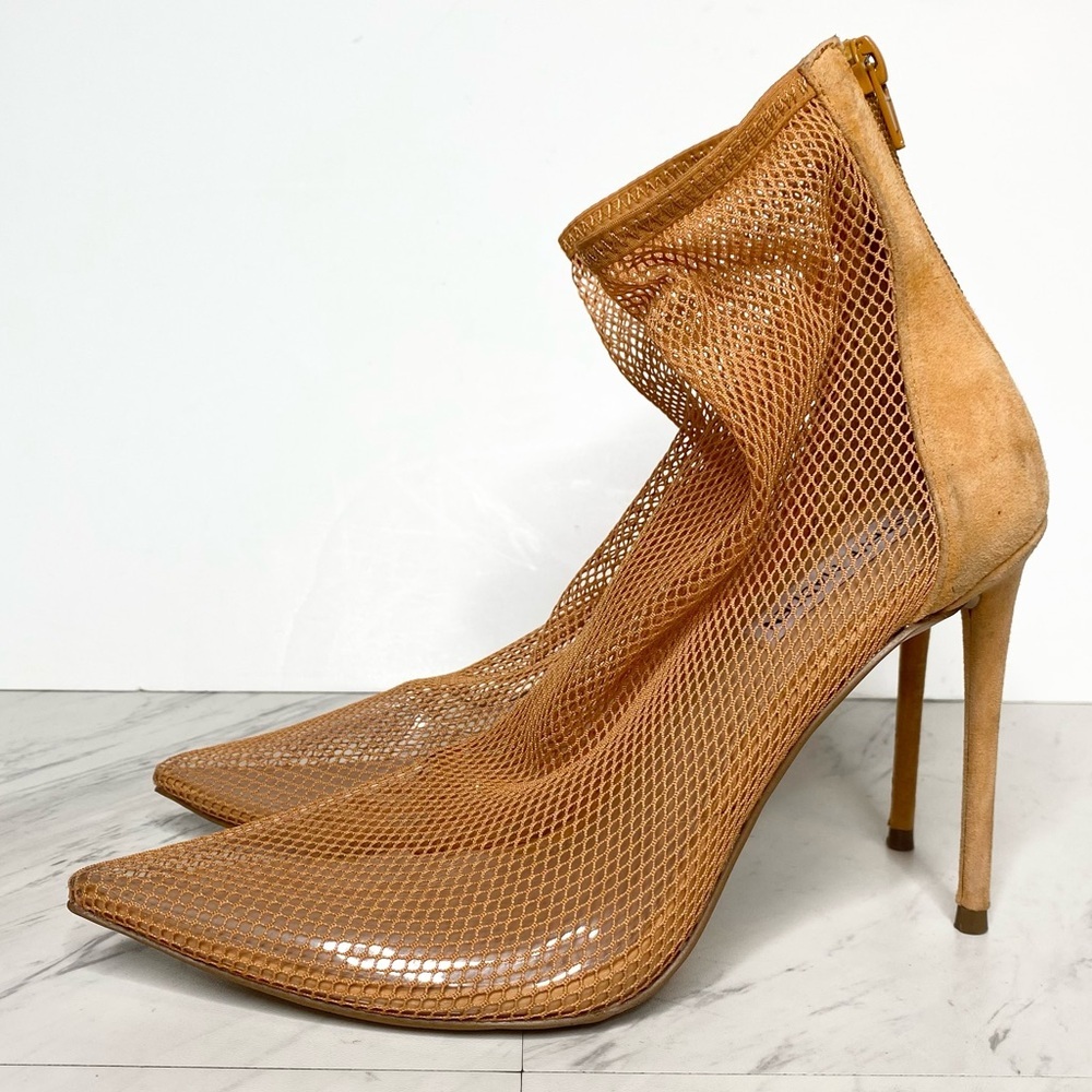Steve Madden Vielo Orange Fish Net Pointy Toe Heeled Bootie 8 1/2 M